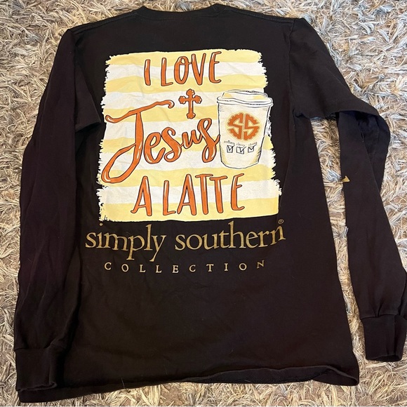 Simply Southern Tops - Simply Southern “I love Jesus A Latte” women’s size small